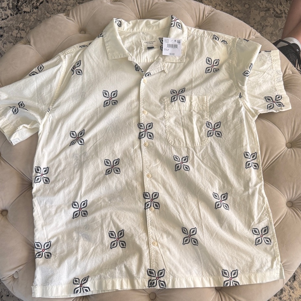 American Eagle Outfitters Cream Patterned Button Down Shirt